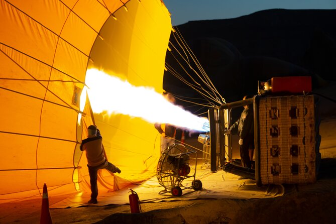 2 way Airport Transfer + Hot Air Balloon + 1 Day Tour (Green or Red) - Group Size, Shared Tours, and How to Keep Your Day Calm