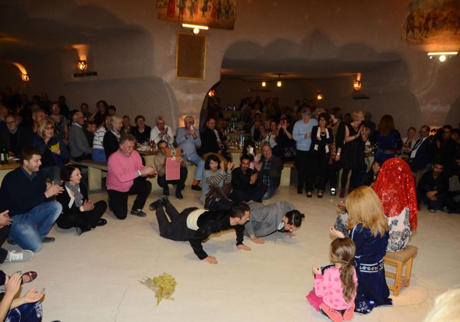 Avanos: Turkish Music and Dance Show with Dinner & Drinks - Service style and staff: what to expect from Connect Kayata