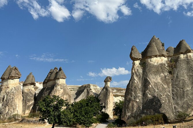 Cappadocia All-included Red Tour with Small Group - Uchisar Castle: a panoramic photo break with a 4,000-year story