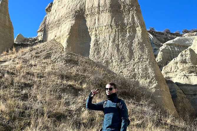 Cappadocia Full Day Hiking Tour with 2 Options - Rose Valley at the right hour: sunset views and picnic time