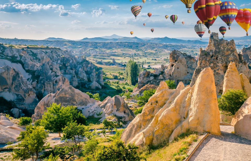 Cappadocia: Goreme Open Air Museum Guided Walking Tour - The main event: a 1.5-hour guided walk through Göreme’s monastery complex