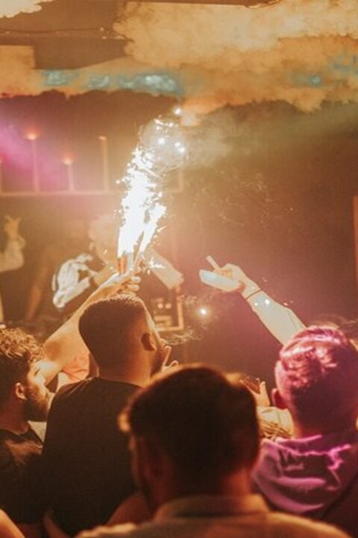 Cappadocia: Guided Bar Crawl with Hotel Pickup and Snack - Hotel pickup across Cappadocia, not just one town