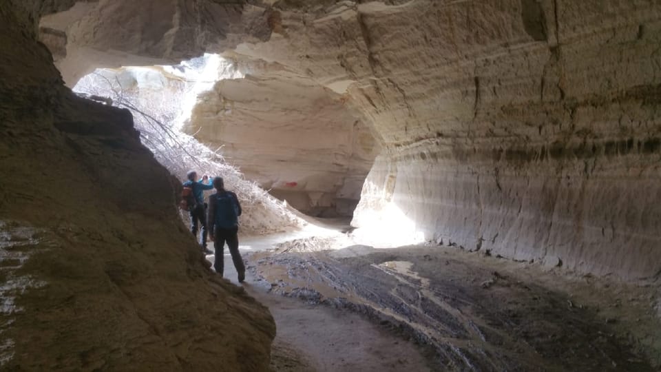 Cappadocia: Half Day Hiking Red & Rose Valley - Sword Valley walking: rock churches, pigeon houses, and tunnels