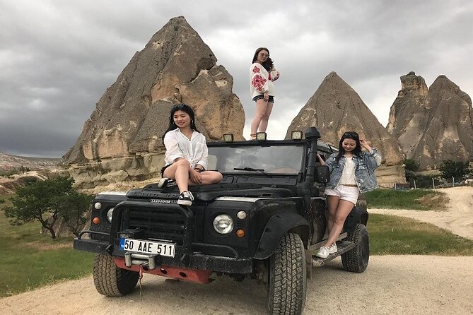 Cappadocia jeep safari(Private) - Pigeon Valley: feeding pigeons and the evil eye bead tree