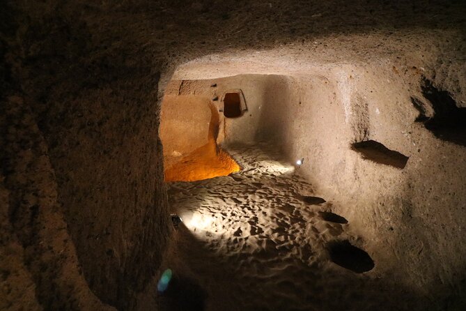 Cappadocia Mix Tour and Hiking - Ozkonak Underground City: rooms and life below ground