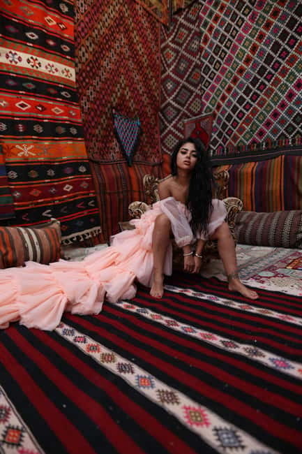 Cappadocia: Photo Shooting With Flying Dress & Carpet House - Inside the carpet store: the flying-dress shoot in about 30 minutes