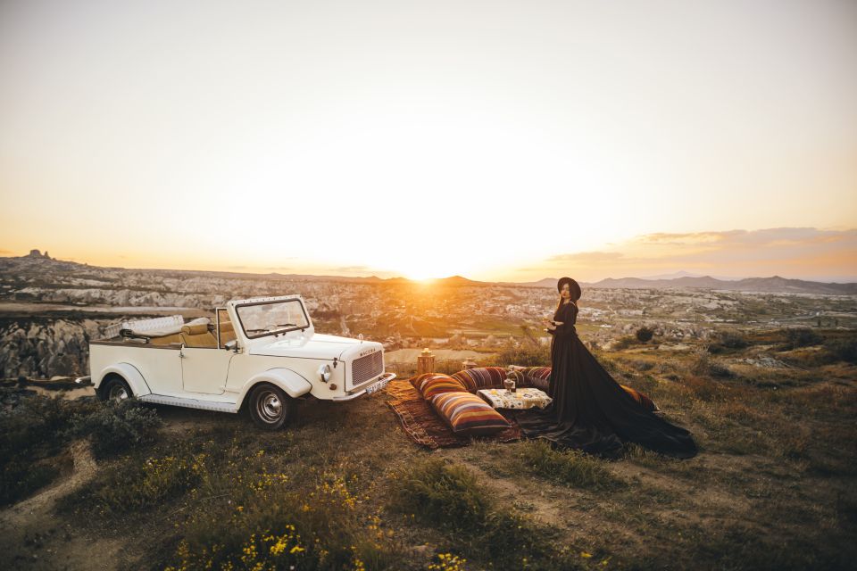 Cappadocia: Private Classic Car Trip with Photoshoot Option - English instruction and a private group that keeps things calm