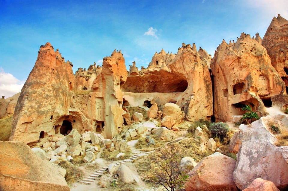 Cappadocia: Private Day Tour with Wine Tasting - Zelve Open Air Museum: Byzantine rock monasteries with real texture