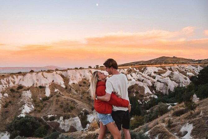 Cappadocia Red & Green Tour in One Day Guided By A Local Expert - Avanos: lunch plus the red-soil craft connection