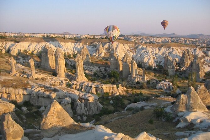 Cappadocia Red Tour: A Day of Exploration with an Expert Guide - Uchisar Castle: finishing on Cappadocia’s highest point