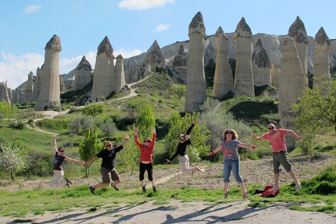 Cappadocia Red Tour: Fairy Chimneys & Cave Villages - Stop 6: Sentez Avanos Hali rug workshop and silk-to-weaving learning