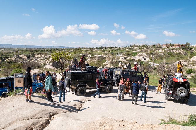 Cappadocia: Sunrise and Sunset Jeep Safari - A compact Jeep route from Göreme with pickup that saves time