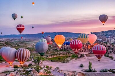 Cappadocia Sunrise Hot Air Balloon Watching Tour With Audio Guide - Stop 1: Aydin Kiragan Tepesi Lift-Off Area (The Close-Up Moment)