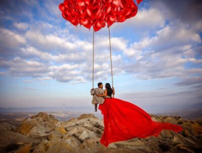 Cappadocia: Taking photo with Swing at hot air balloon view - Who Photographs You: Burak Yildirim’s Style and On-the-Spot Coaching