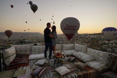 Cappadocia: Terrace Photo Spot With Balloon Flight View - Tulip Cave Suites: How Your Morning Starts