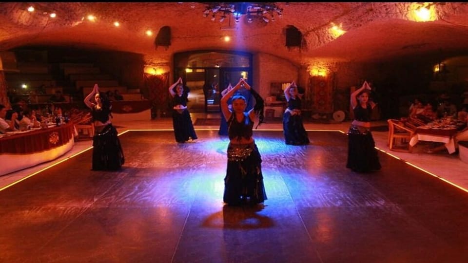 Cappadocia: Turkish Culture Dinner Show & Optional Transfer - The Venue Layout: Sitting Around a Central Stage