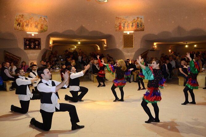 Cappadocia Turkish Night Show - The dance show: what happens at 21:00, 23:00, and when you might join in