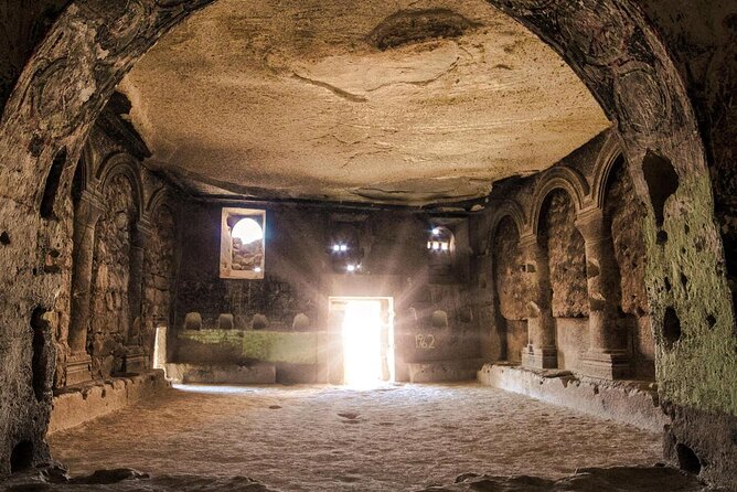 Daily Cappadocia Group Tour with English-Speaking Guide & Car - Devrent Valley (Imagination Valley): 20 Minutes of Rock-Story Play