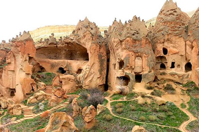 Daily Cappadocia Group Tour with English-Speaking Guide & Car - Özkonak Underground City: What People Hid (and Why)