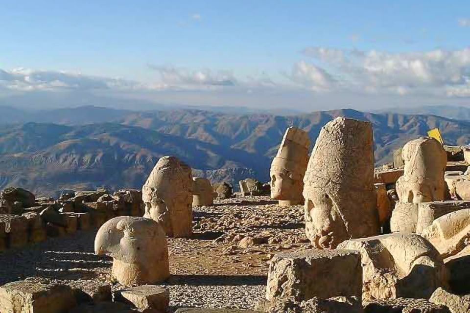 From Cappadocia: 2-Night Nemrut, Sanliurfa, and Harran Tour - Day 2 morning: Nemrut summit, sunrise timing, and the Commagene giants