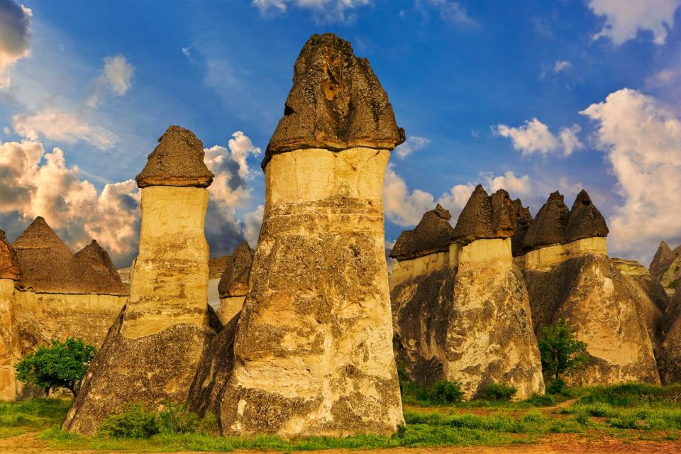 From Nevşehir: Cappadocia Highlights Trip w/ Lunch & Pickup - Goreme Open Air Museum: cave churches and frescoes