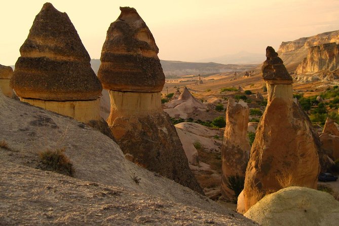 Full-Day Hiking at Cappadocia - White Valley near Uchisar: the first drop and the first lessons