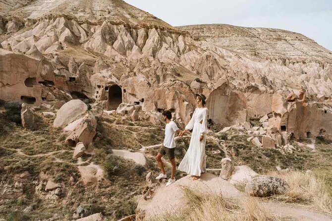Highlights of Cappadocia with Guide Mehmet - Pottery demonstration at Avanos Carsi Seramik: learning by watching