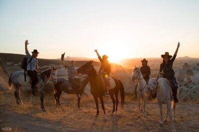 Horse Riding in Cappadocia in fairy chimeys - Hotel Pickup and the Göreme Meeting Point (The 8 km rule)