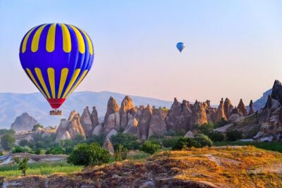 Hot Air Balloon Flight Over Cappadocia - In the air: the pilot, the basket, and the rhythm of ballooning