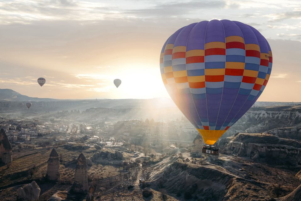 Hot air balloons in Goreme red valley - Mixed reviews and the one thing to watch when booking