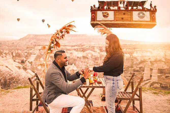 Marriage Proposal and Photoshoot in Cappadocia with Balloon view - Weather reality check: balloons, snow, and light changes