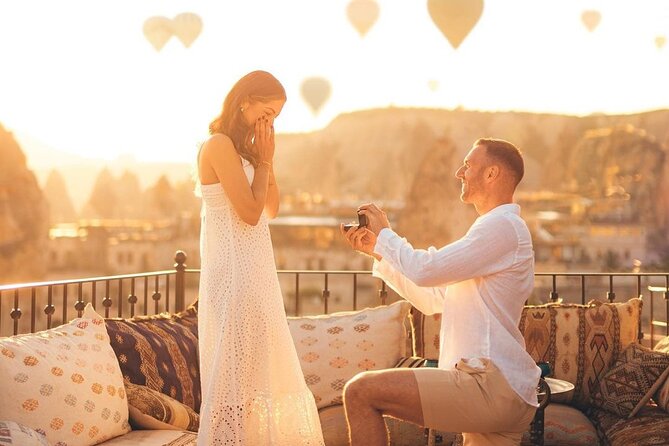 Marriage Proposal and Photoshoot in Cappadocia with Balloon view - The proposal moment: planning for timing, light, and nerves