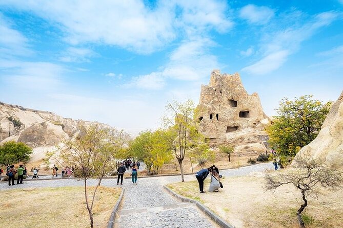 North Cappadocia Red Full-Day Guided Tour with Lunch - Uçhisar Castle: 30 minutes that can reset your perspective