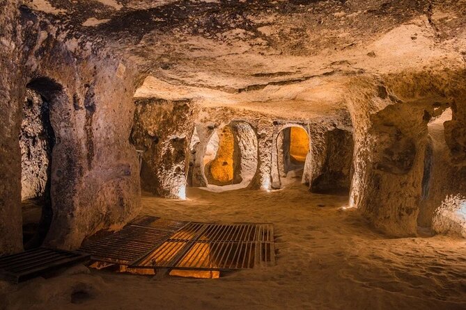 Private Cappadocia Tour in 1 Day with English Speaking Guide - Derinkuyu Underground City: Eight Levels of Underground Life