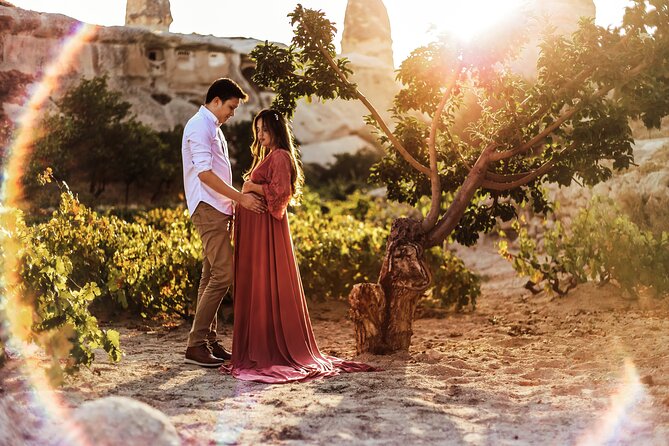 Professional Photo Shoot in Cappadocia - In Sunrise with Hot Air Balloons - Sunrise Pro Photos in Göreme: Why This Works Better Than DIY