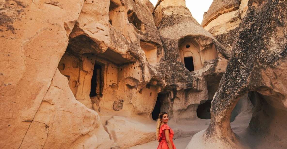 Red Tour in Cappadocia with Prof. Guide - Goreme Panorama view and Uçhisar Castle photo break
