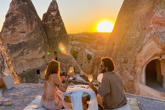 Romantic Cappadocia Sunset Dinner and Wine - Wine included: how to think about the tasting part
