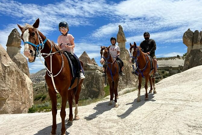 Top Notch Cappadocia: All in 1 Day Cappadocia Tour - Göreme Panorama and valley stops: fairy chimneys from multiple angles