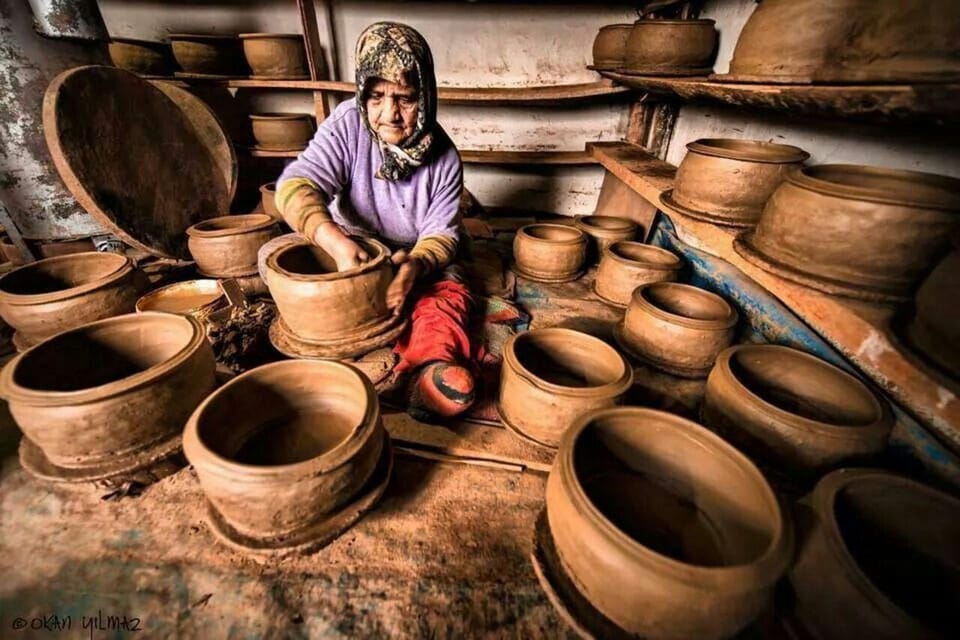 Visit to Cappadocia ceramic workshop and carpet store - Private group value: who this works best for